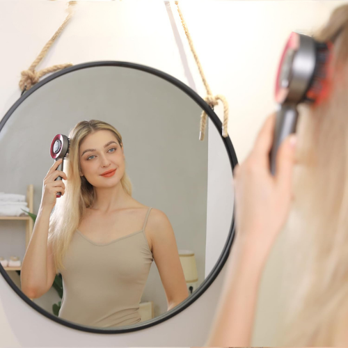 مشط تدليك فروة الرأس بالضوء الأحمر